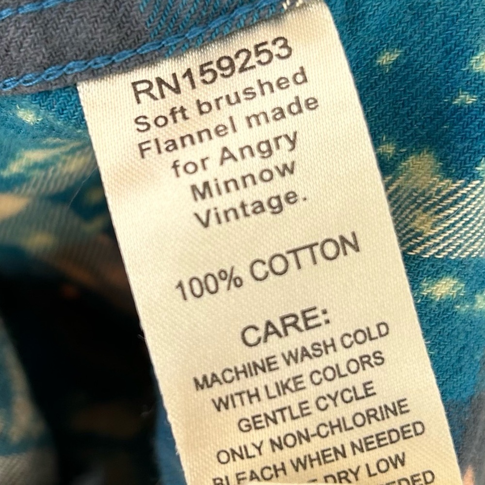Angry Minnow Plaid Flannel Button Down Shirt Small - Picture 5 of 7